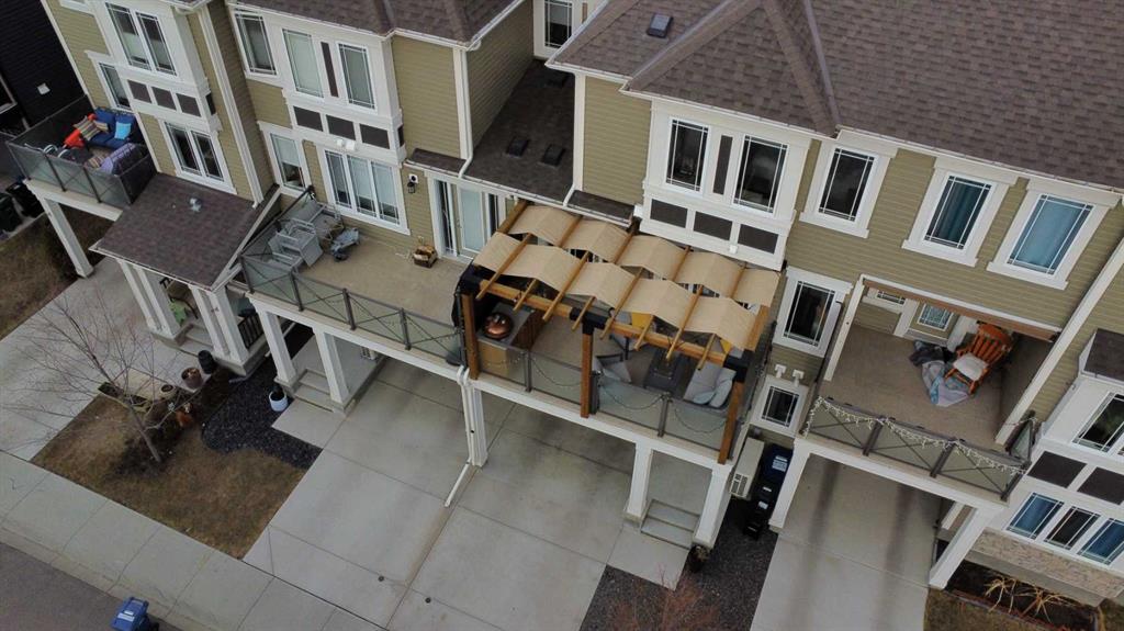 Picture for 230 Hillcrest Gardens SW