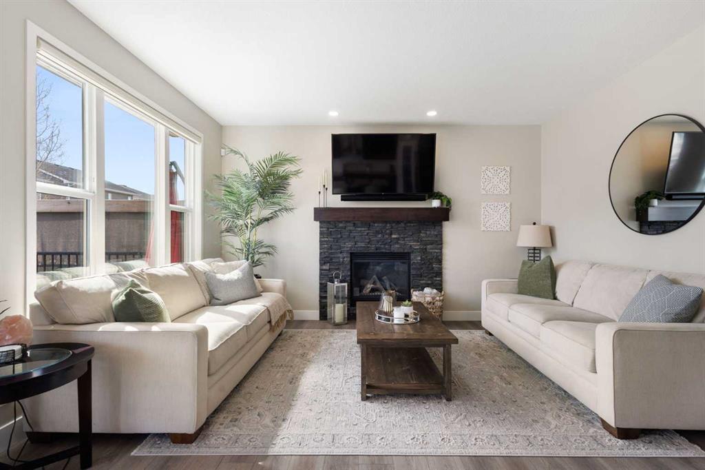 Picture for 18 Auburn Springs Close SE