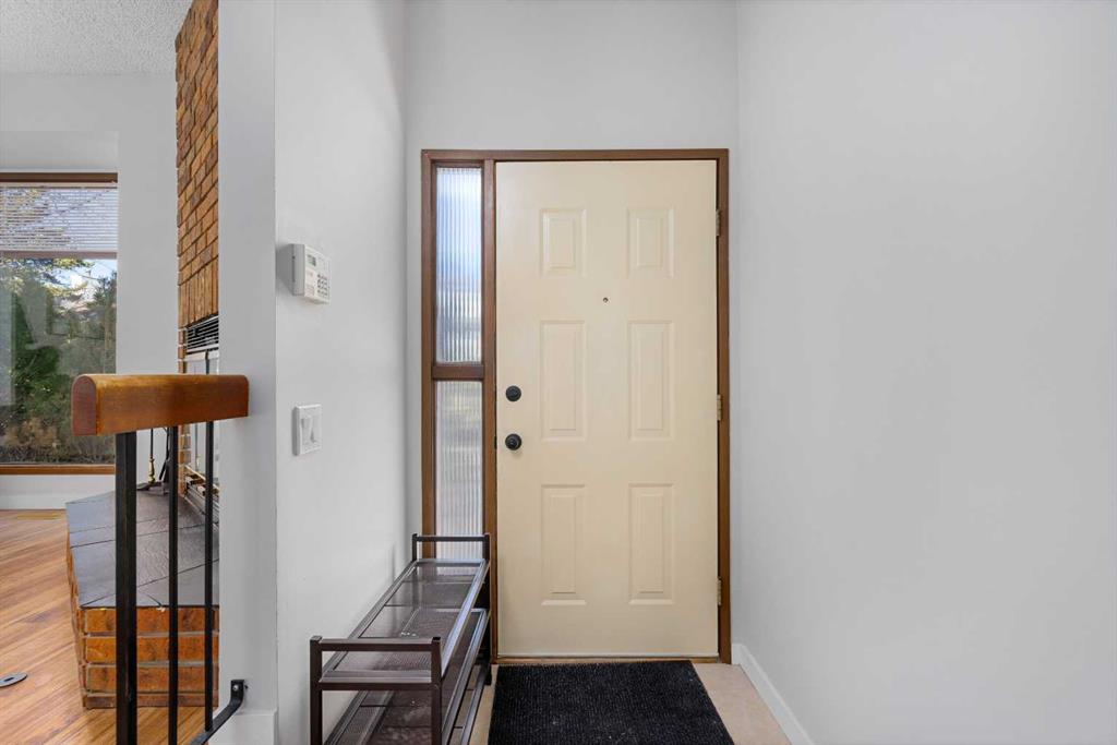 Picture for 12 Edgedale Way NW