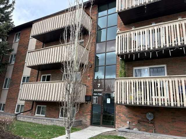 Picture for 703, 11620 Elbow Drive SW