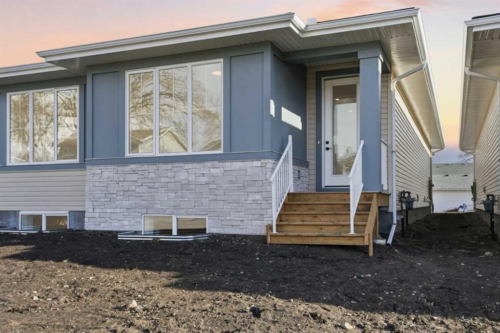 Picture for 121 5 Avenue SE
