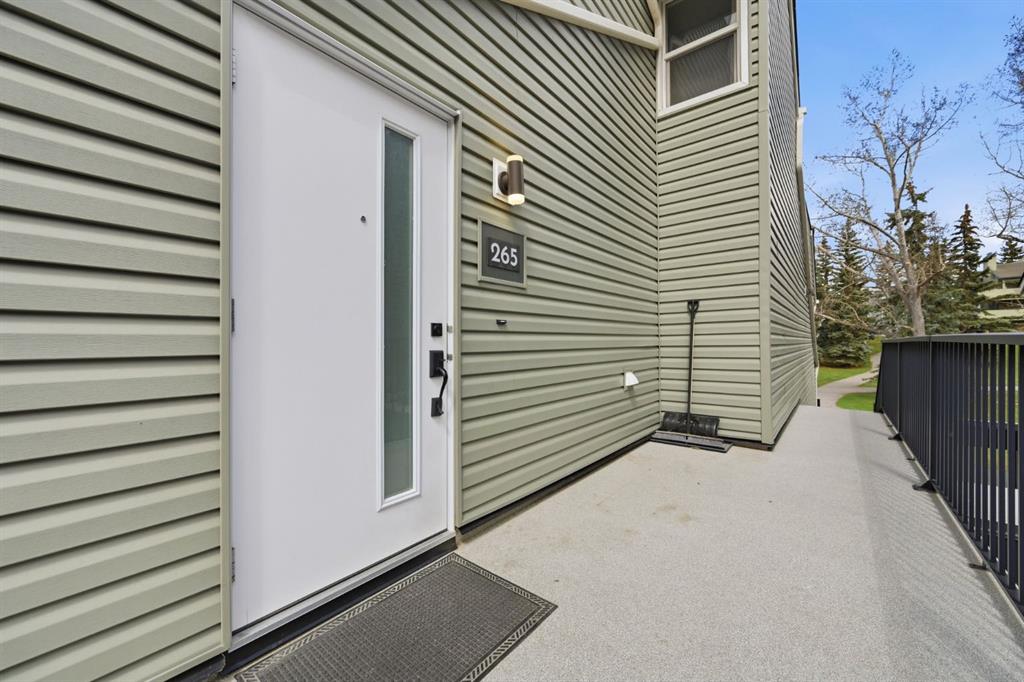 Picture for 265, 78 Glamis Green SW