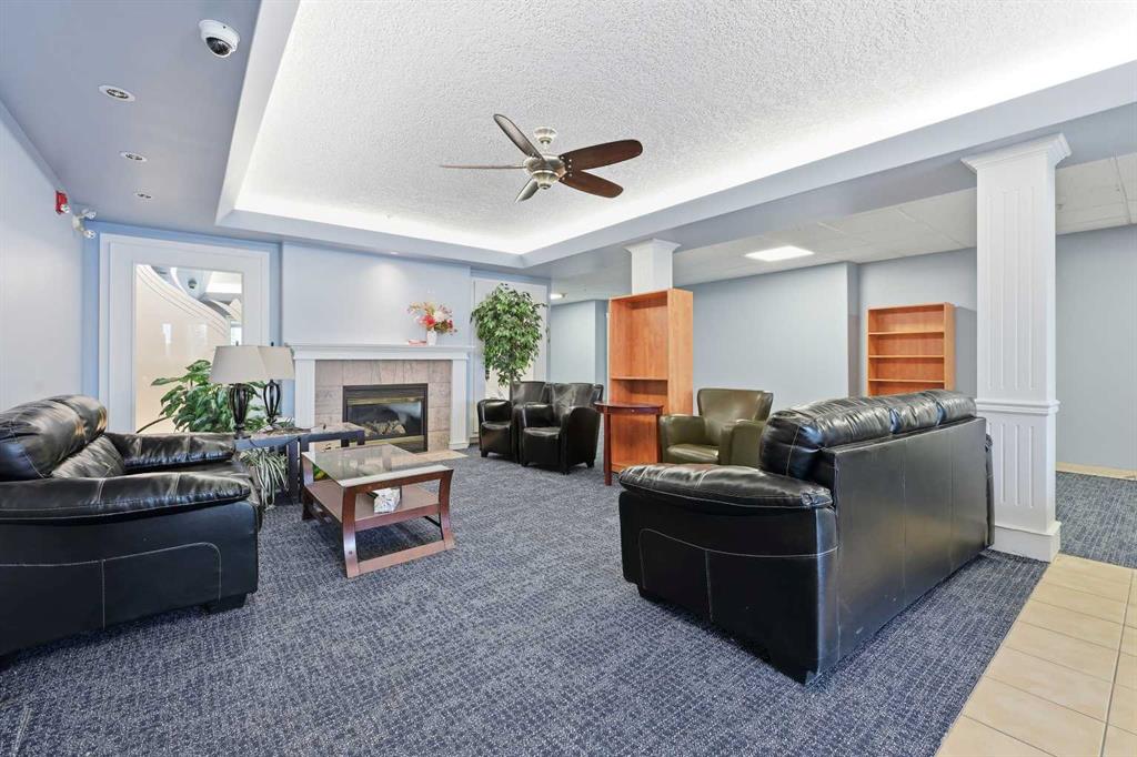 Picture for 439, 165 Manora Place NE