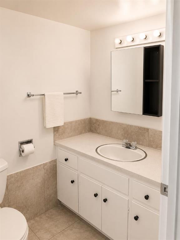 Picture for 211 6 Street NE