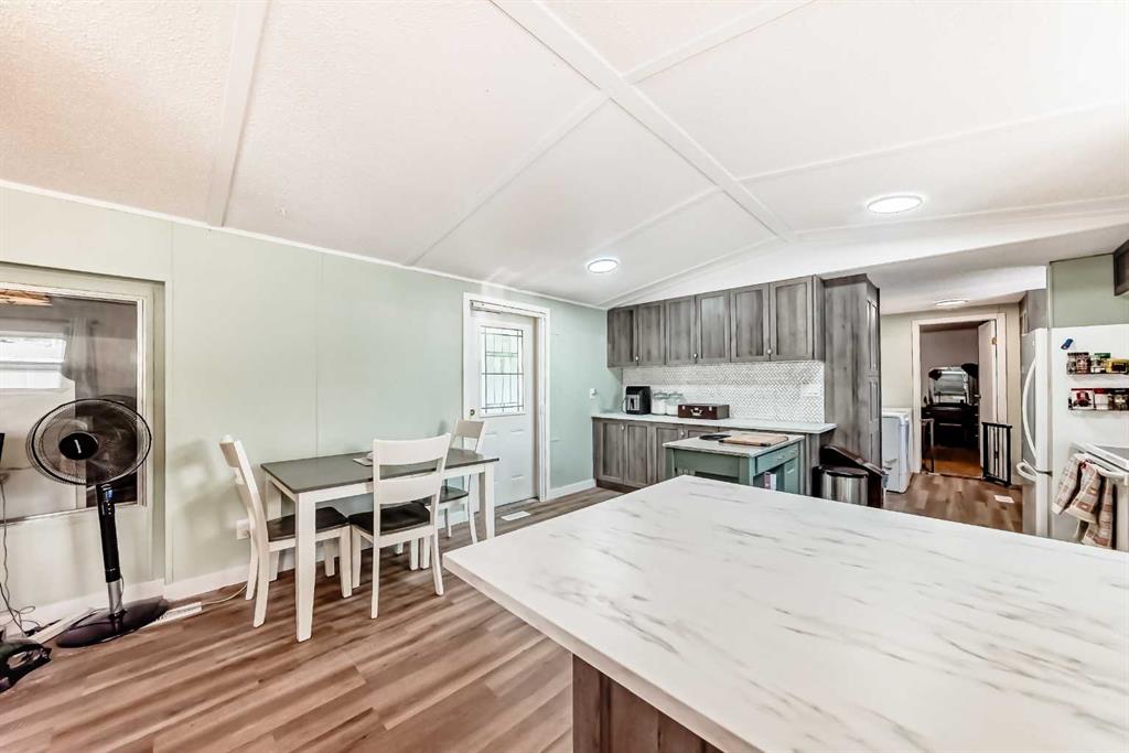Picture for 17 Burroughs Place NE