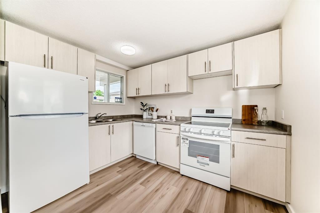 Picture for 66, 1155 Falconridge Drive NE