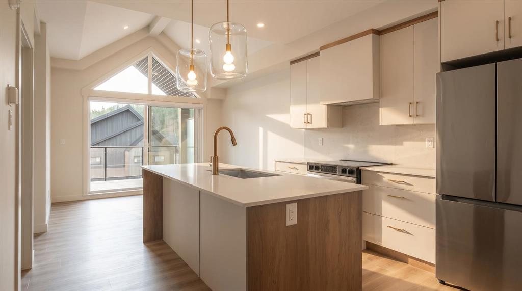 Picture for 402, 10 Cascade Ridge  