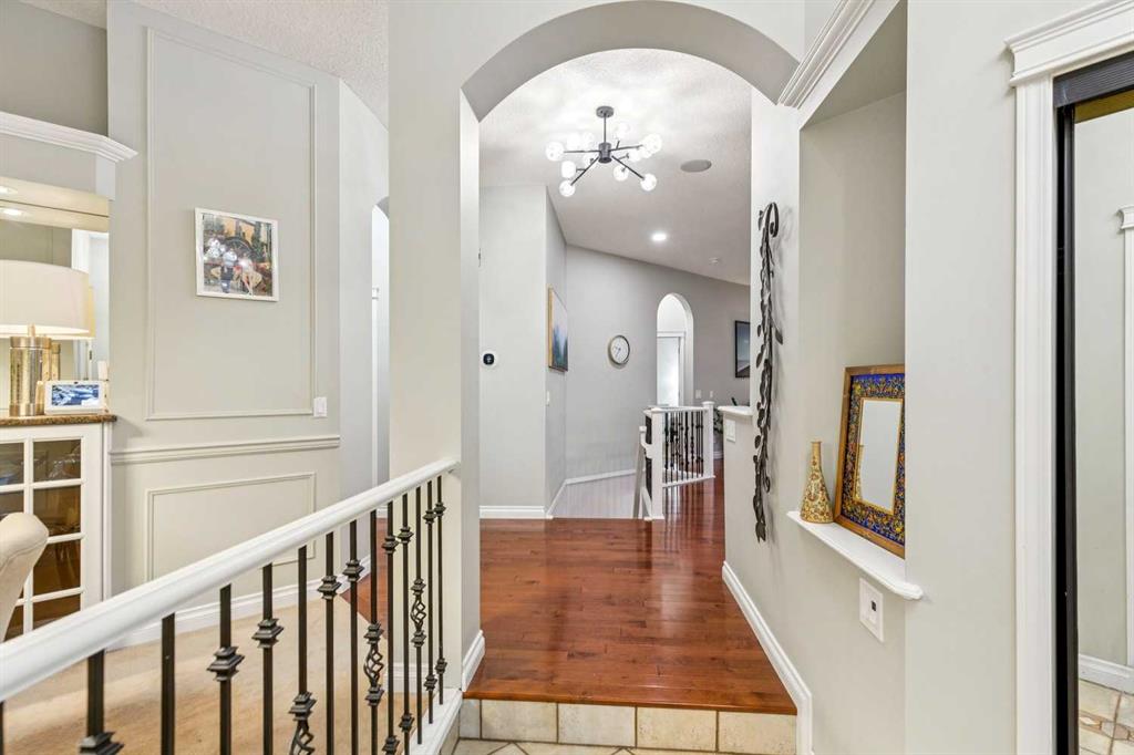 Picture for 5 Royal Crest Terrace NW