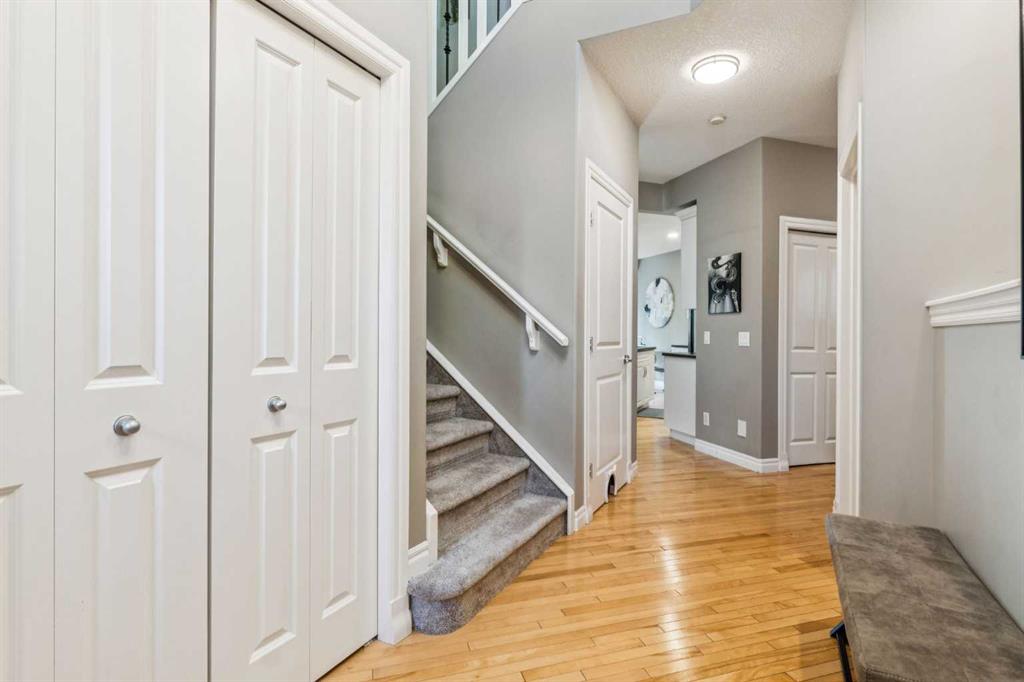 Picture for 58 Cougar Plateau Way SW