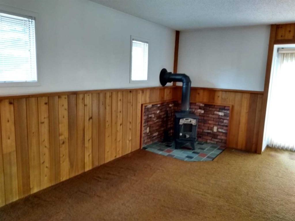 Picture for 100 Doverglen Crescent SE