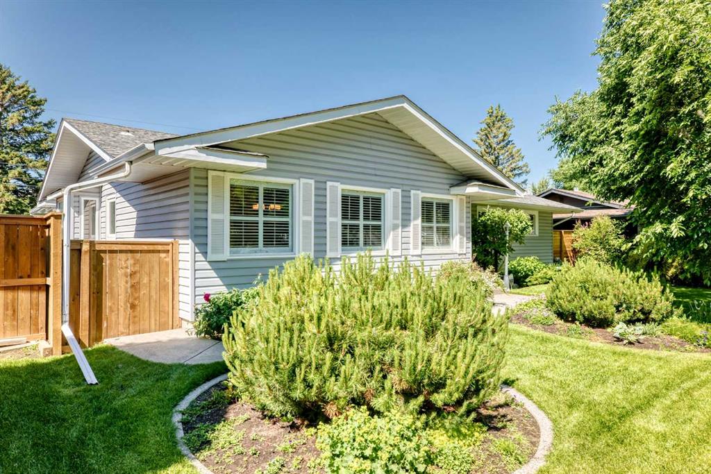 Picture for 10435 Mapleridge Crescent SE