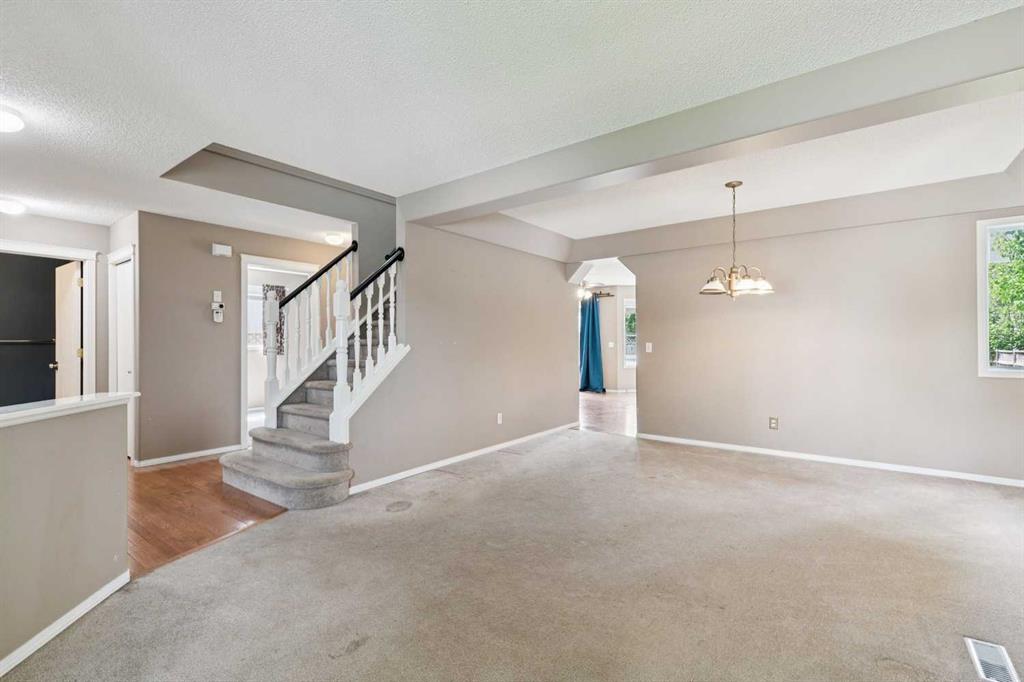 Picture for 36 Valley Stream Close NW