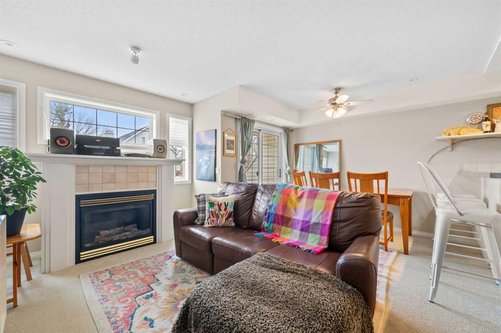 Picture for 207, 45 N Railway Street 