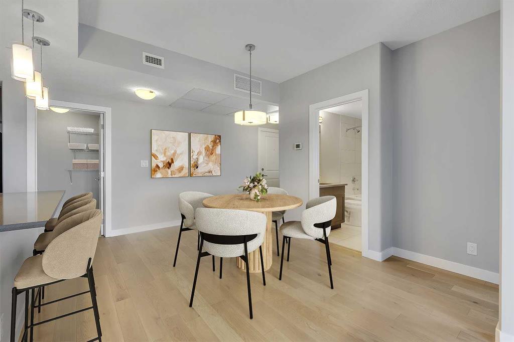 Picture for 501, 24 Varsity Estates Circle NW https://www.cirrealty.ca/reb/creb/35/A2266035_3.jpg