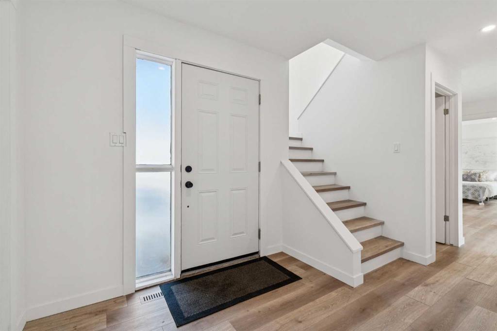 Picture for 809 9 Street NE https://www.cirrealty.ca/reb/creb/35/A2266635_21.jpg