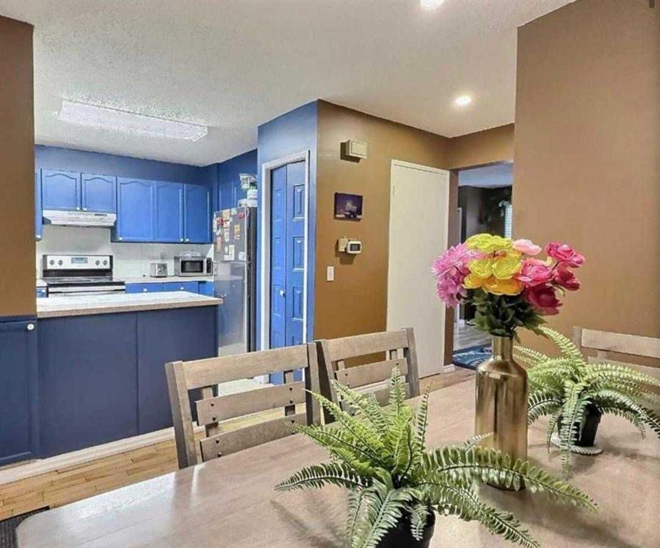 Picture for 5625 TEMPLEHILL Road NE