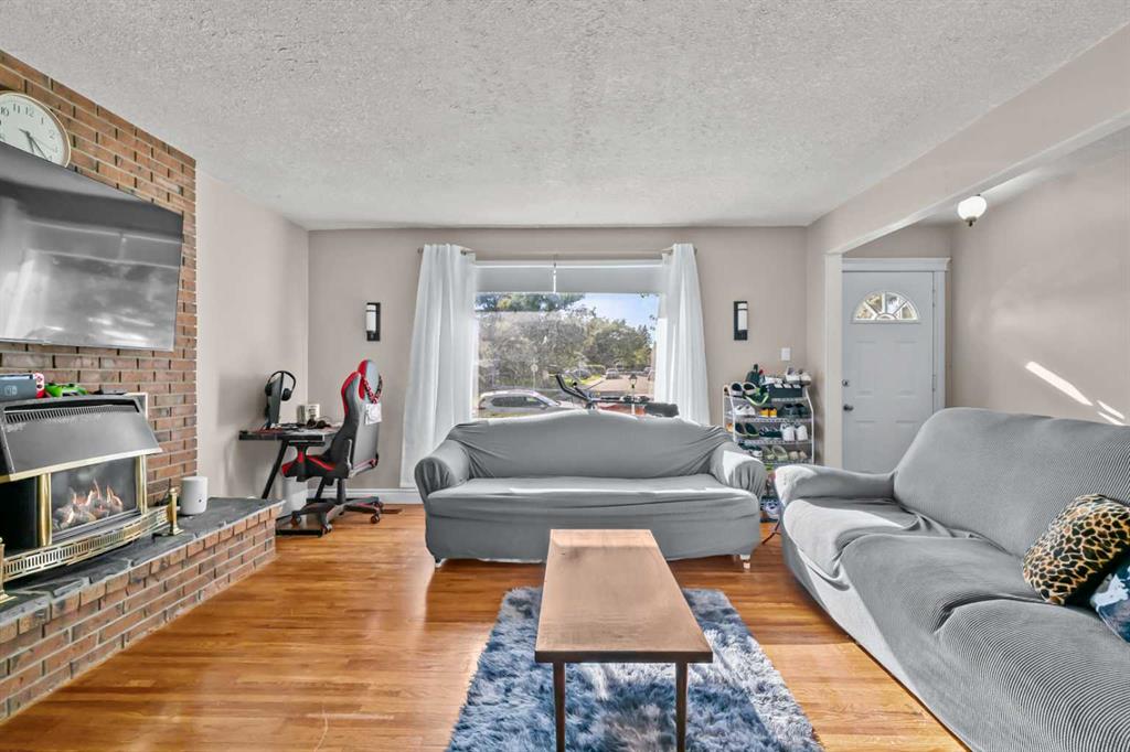 Picture for 2220 38 Street SW