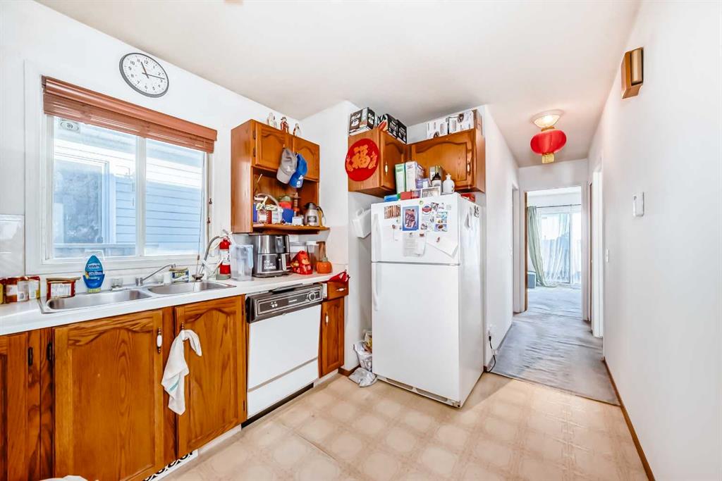 Picture for 142 Hunterhorn Drive NE