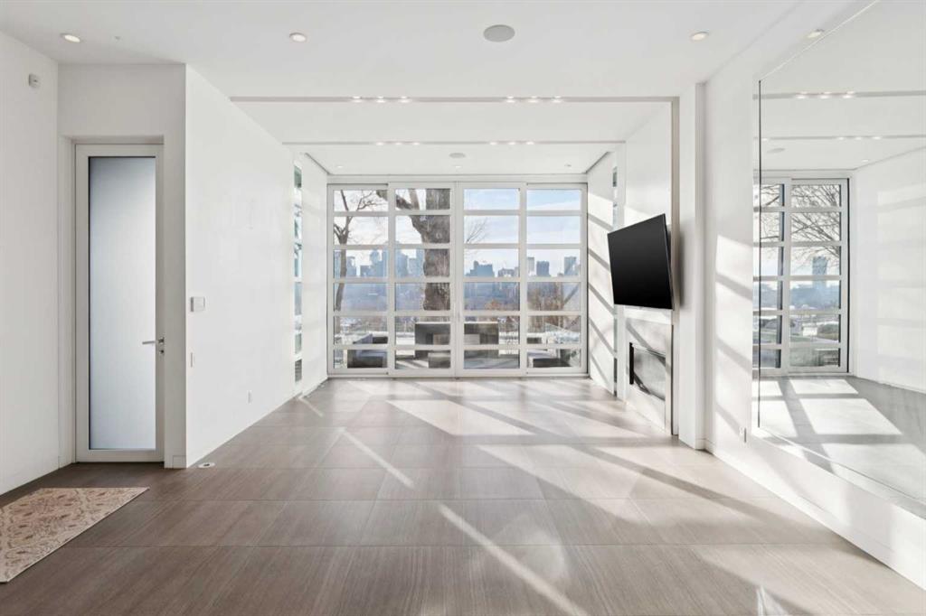 Picture for 530 Crescent Road NW