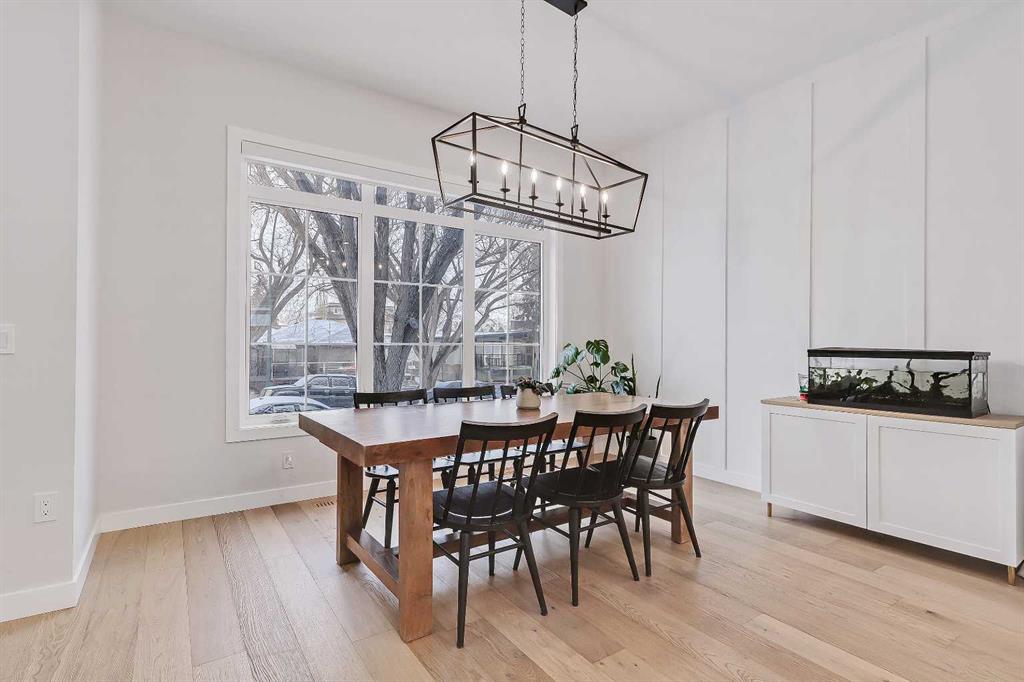 Picture for 619 55 Avenue SW