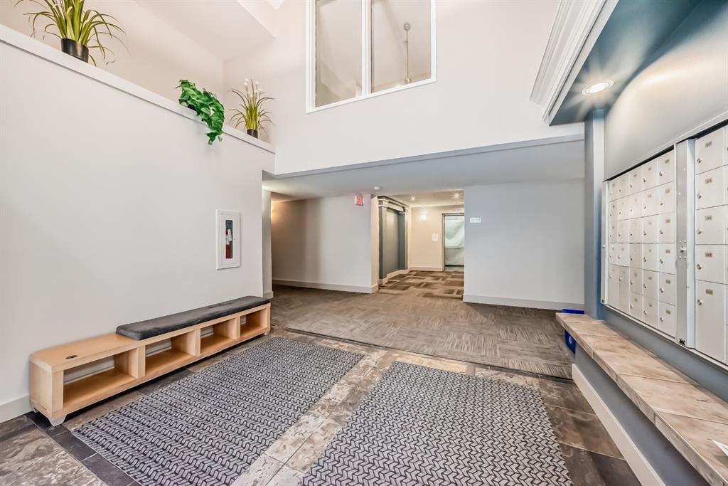 Picture for 318, 25 Richard Place SW