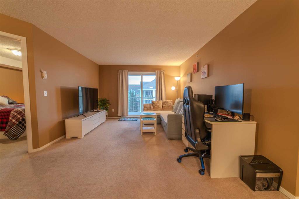 Picture for 4421, 10 Prestwick Bay SE