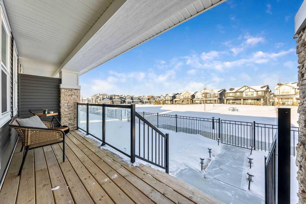 Picture for 130 Midgrove Greenway SW