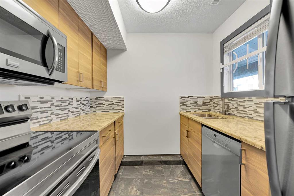 Picture for 1612, 2520 Palliser Drive SW