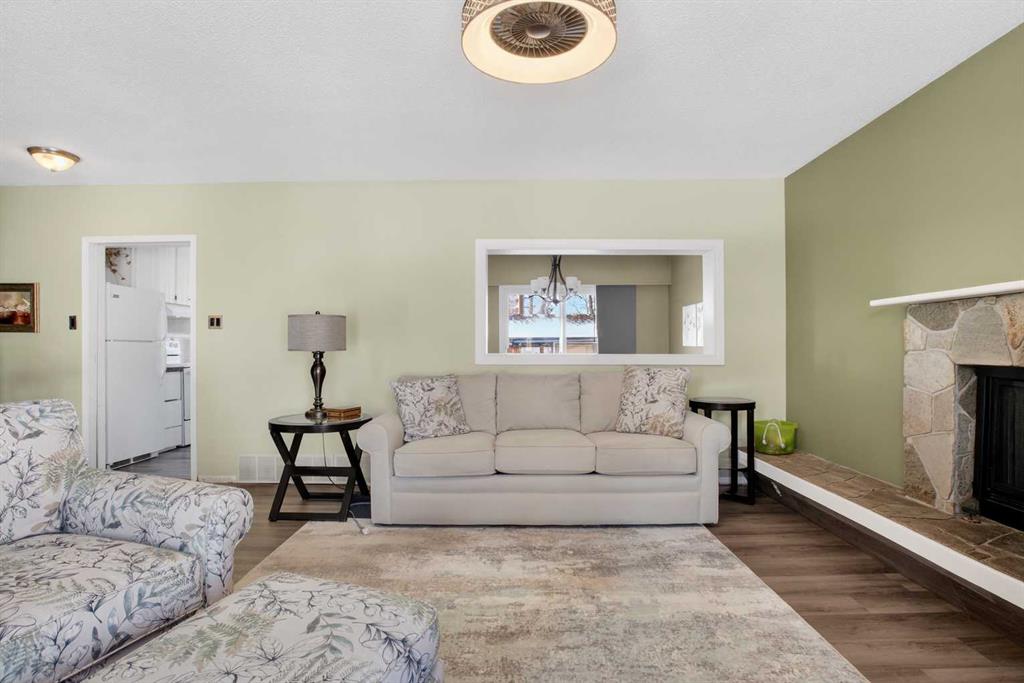 Picture for 3204 Riel Place SE