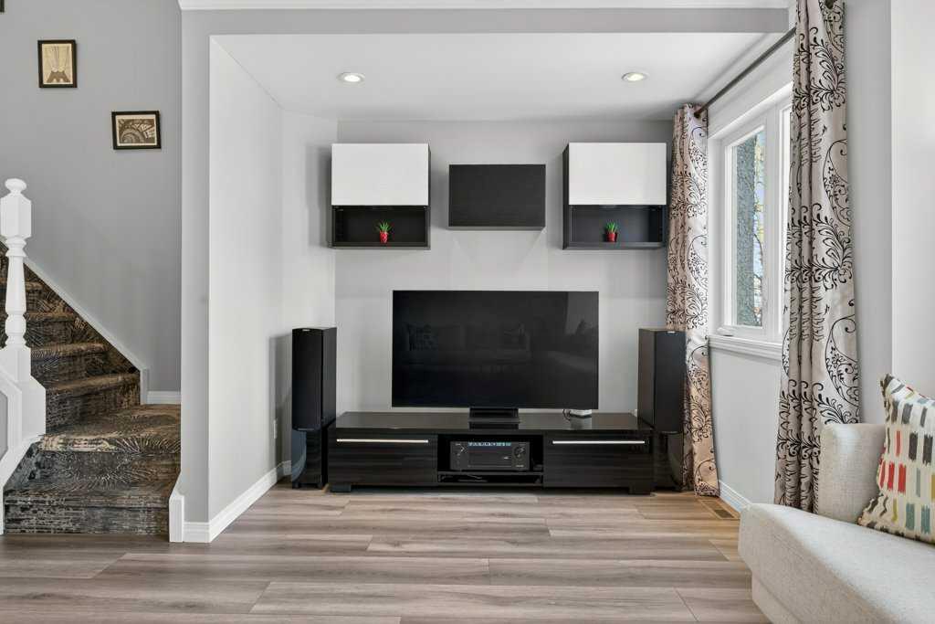 Picture for 2301 14 Street SW