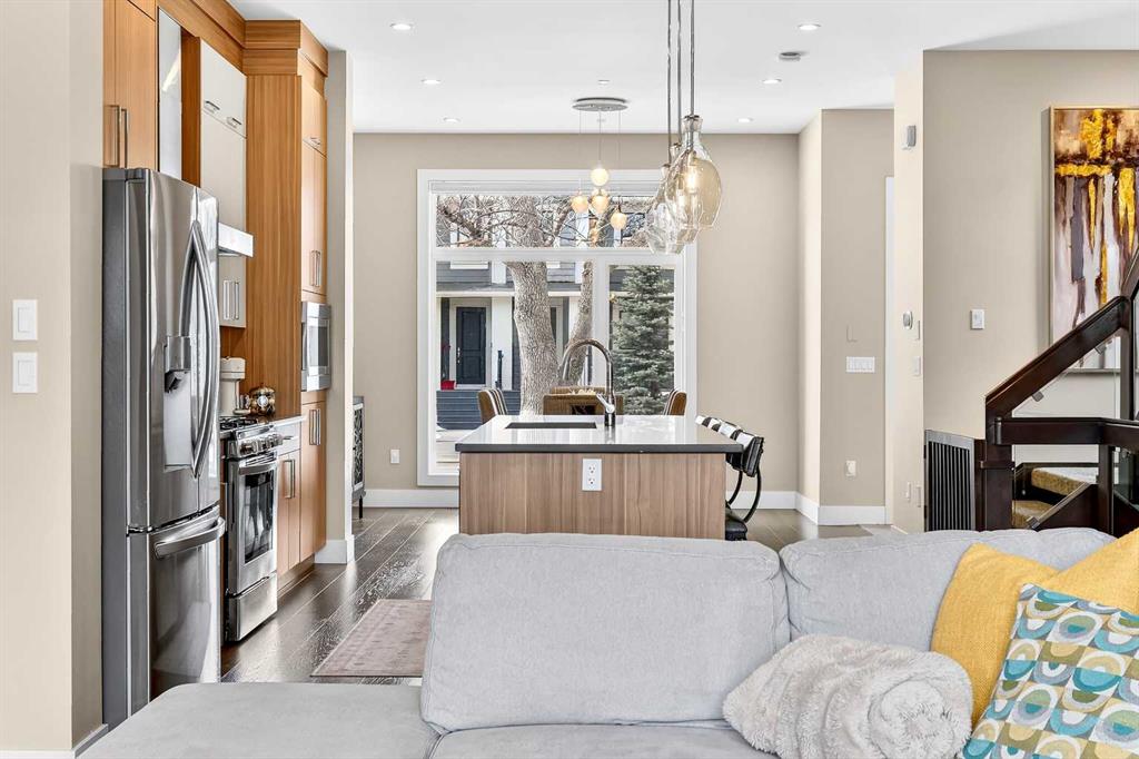 Picture for 3736 44 Street SW