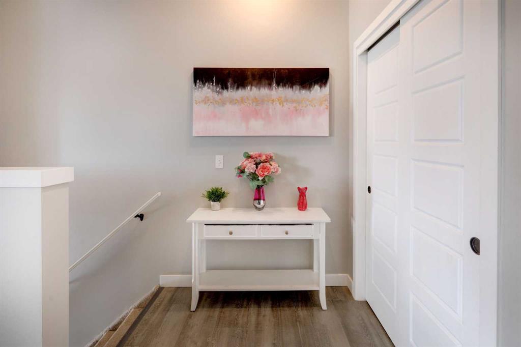 Picture for 2204, 2781 Chinook Winds Drive SW