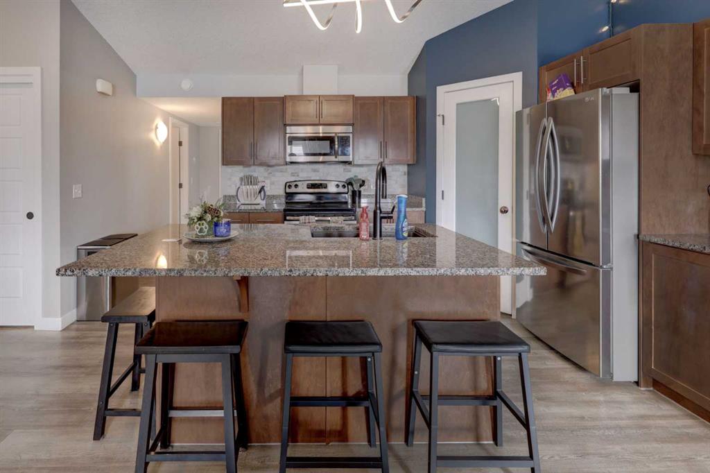 Picture for 2204, 2781 Chinook Winds Drive SW