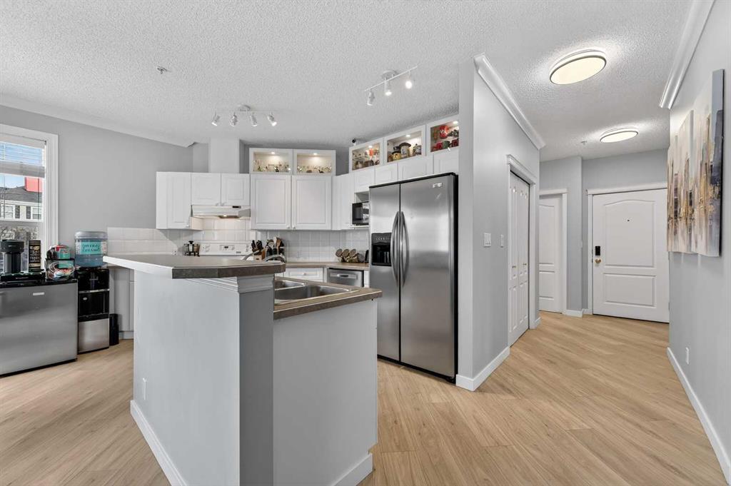 Picture for 102, 78 Prestwick Gardens SE