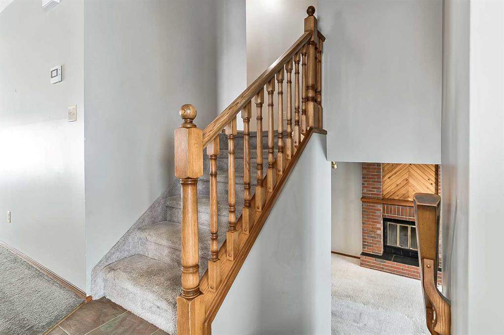 Picture for 104 Macewan Meadow Way NW