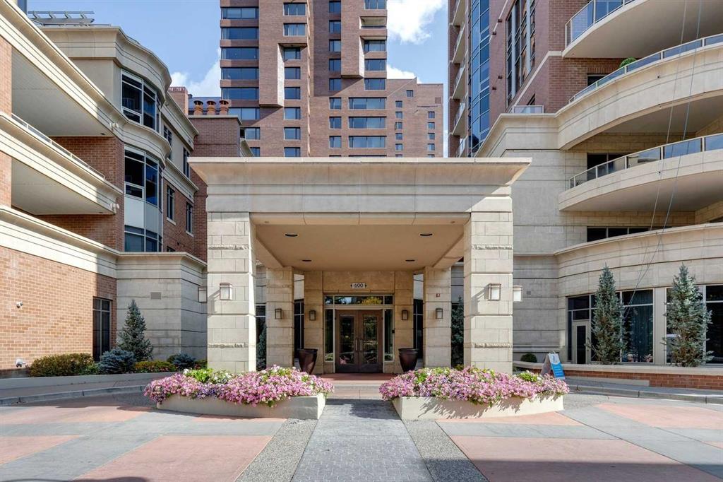 Picture for 404, 600 Princeton Way SW