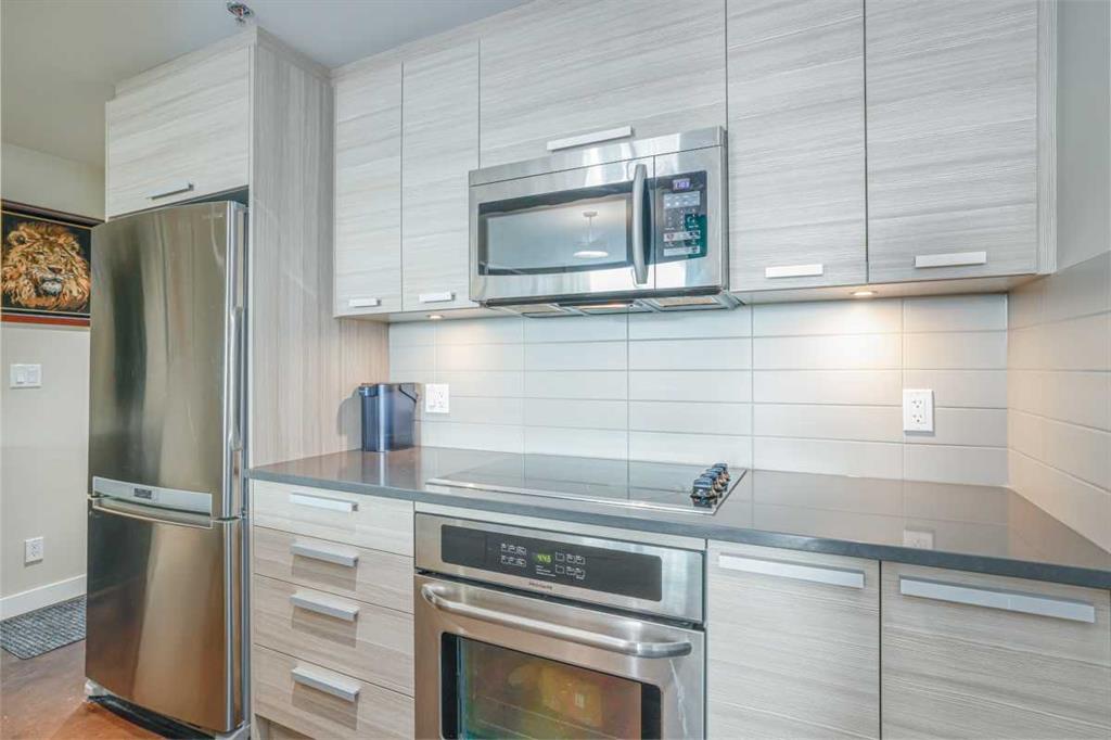 Picture for 410, 235 9A Street NW