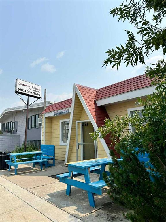 Picture for 1123 Osler Street 