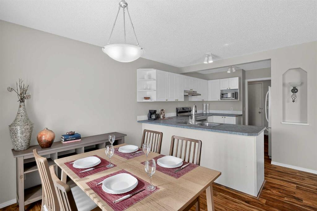 Picture for 223 Citadel Meadow Close NW