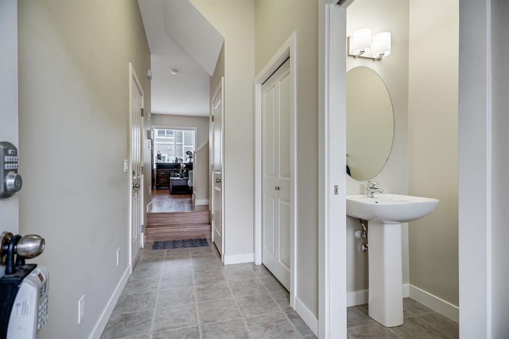 Picture for 124, 300 Marina Drive 