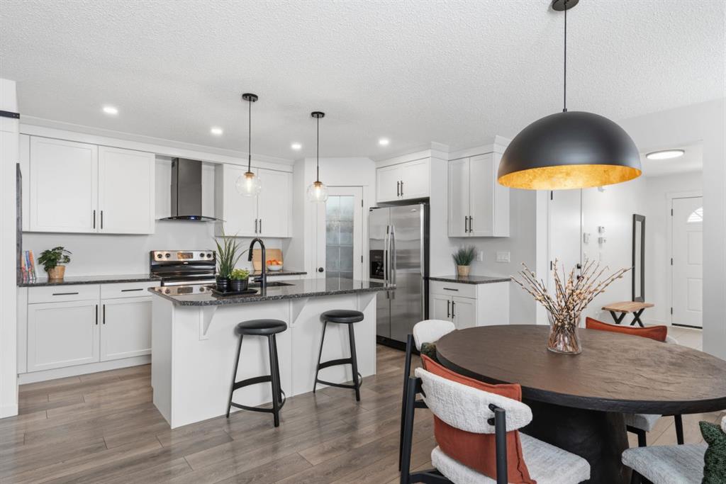 Picture for 124 Cranston Gate SE