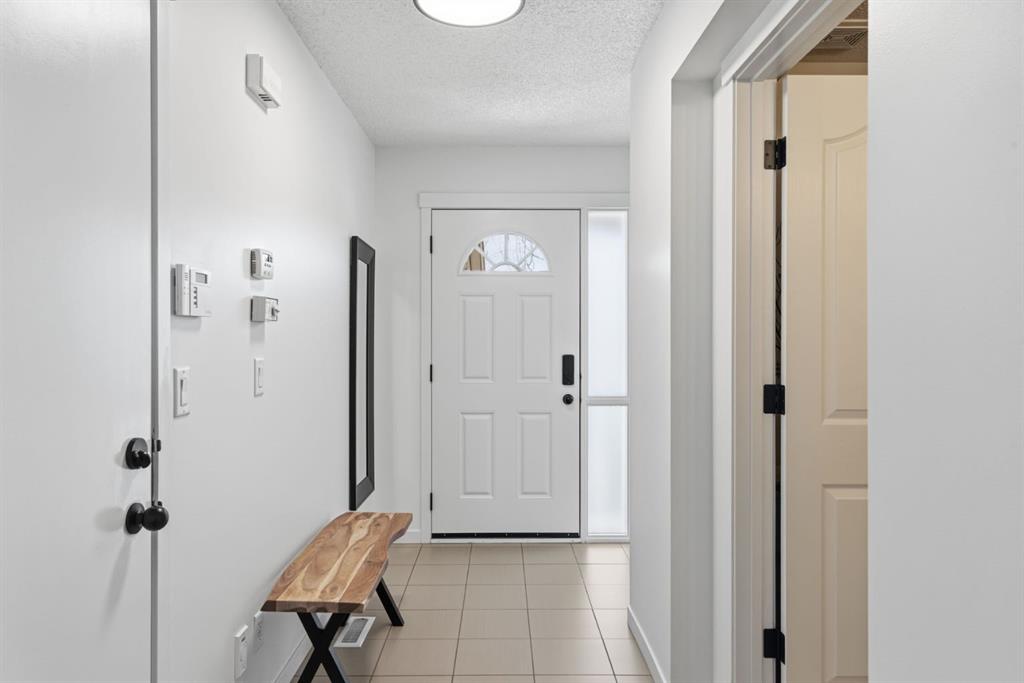 Picture for 124 Cranston Gate SE