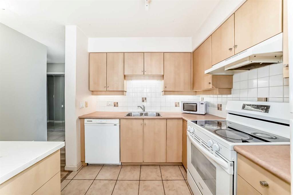 Picture for 1701, 650 10 Street SW