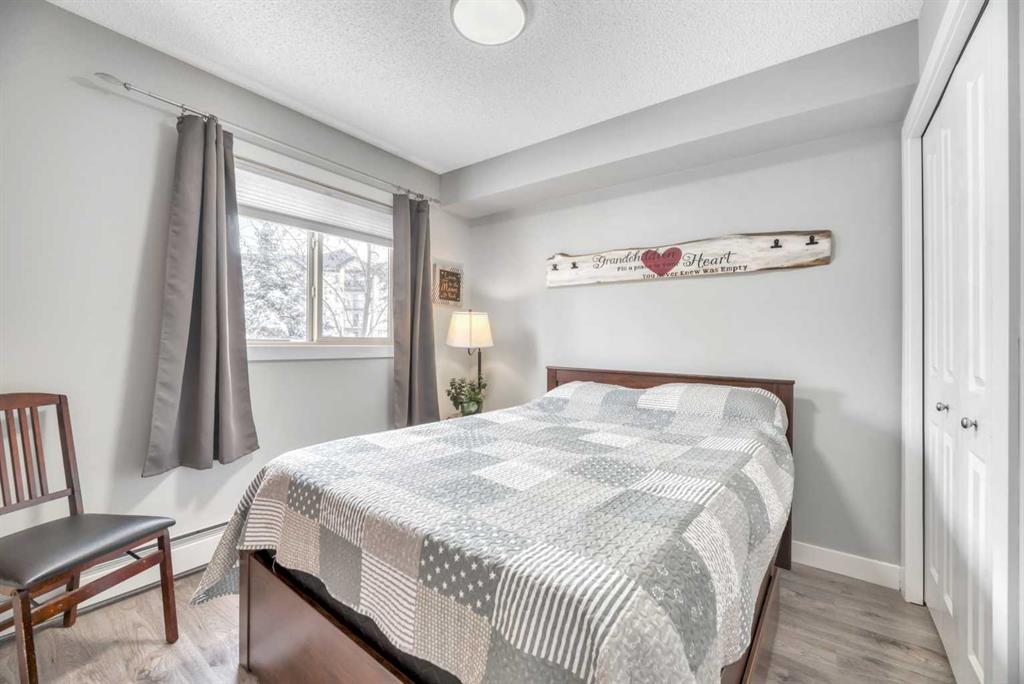 Picture for 8109, 403 Mackenzie Way SW