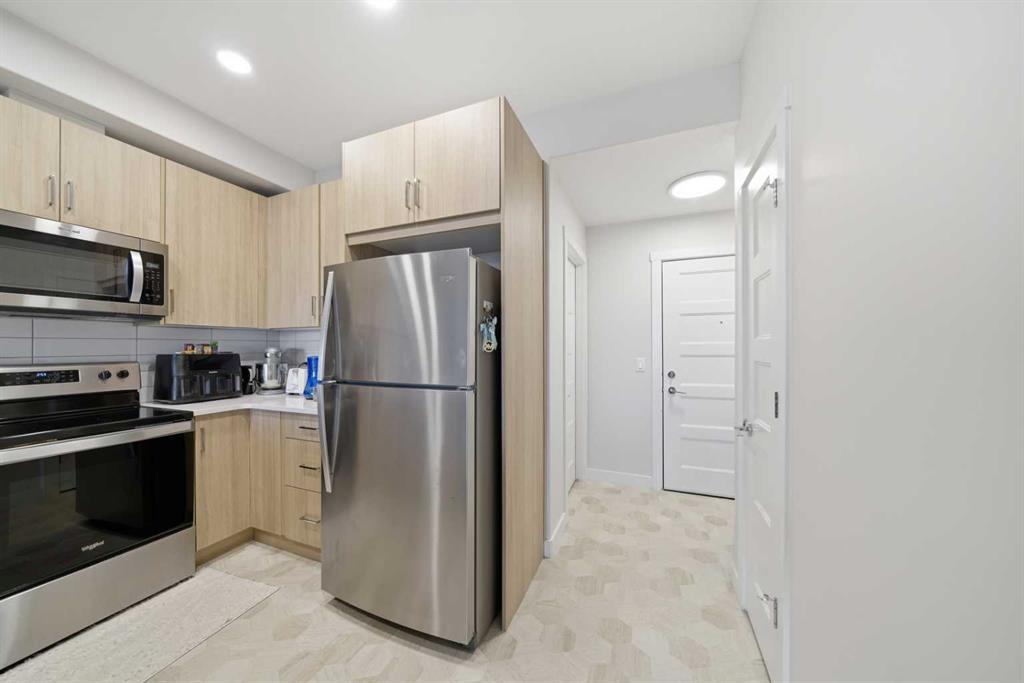 Picture for 318, 55 Wolf Hollow Crescent SE