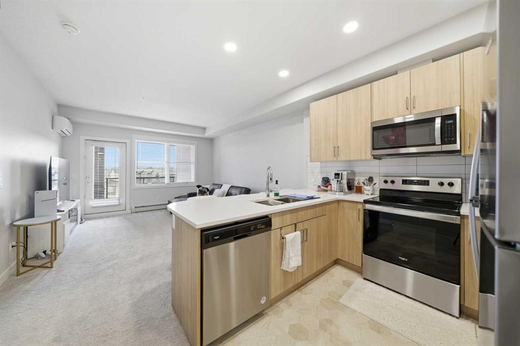 Picture for 318, 55 Wolf Hollow Crescent SE