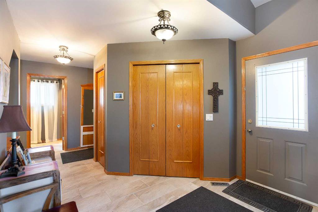Picture for 110 Arbour Ridge Heights NW