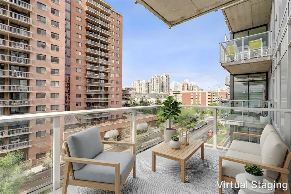 Picture for 272V, 1319 14 Avenue SW