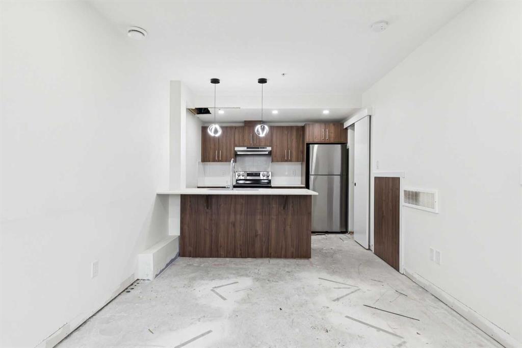 Picture for 305, 156 Park Street 