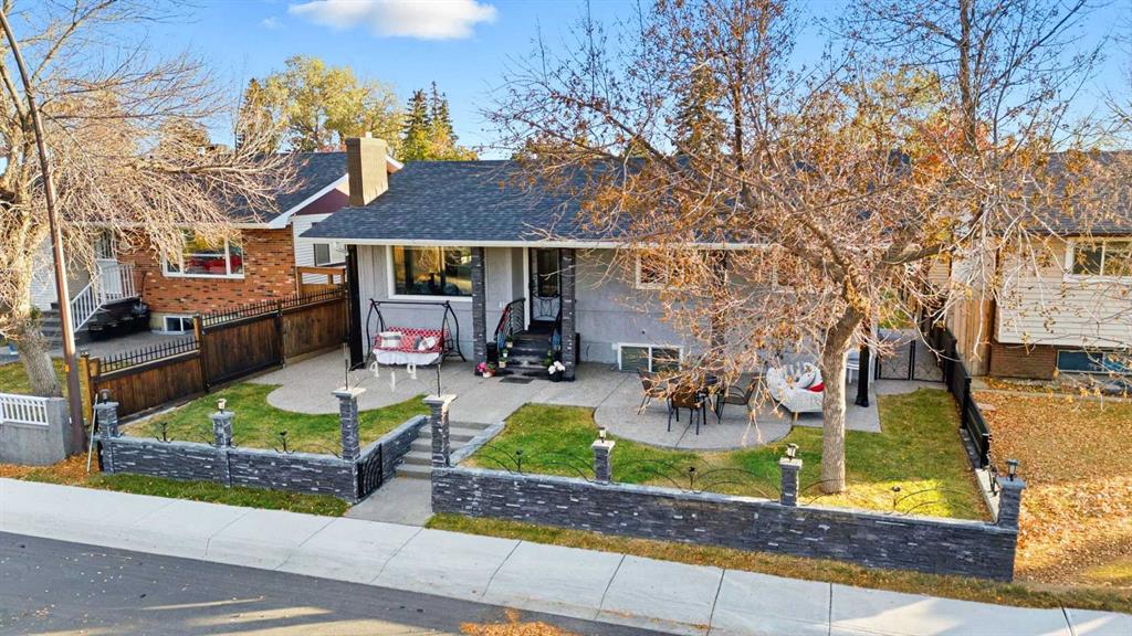 Picture for 419 Whiteview Close NE